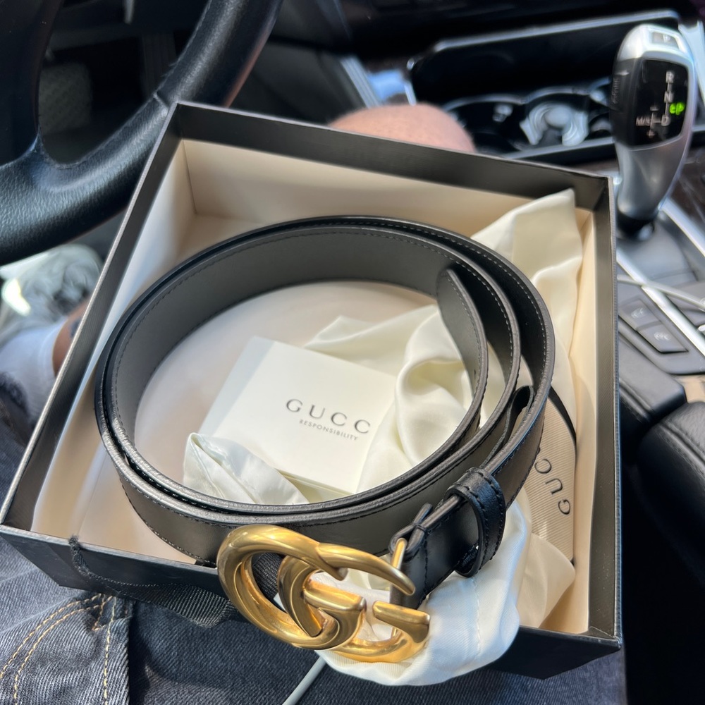 Gucci Leather Belt with
Double G Buckle Size 40